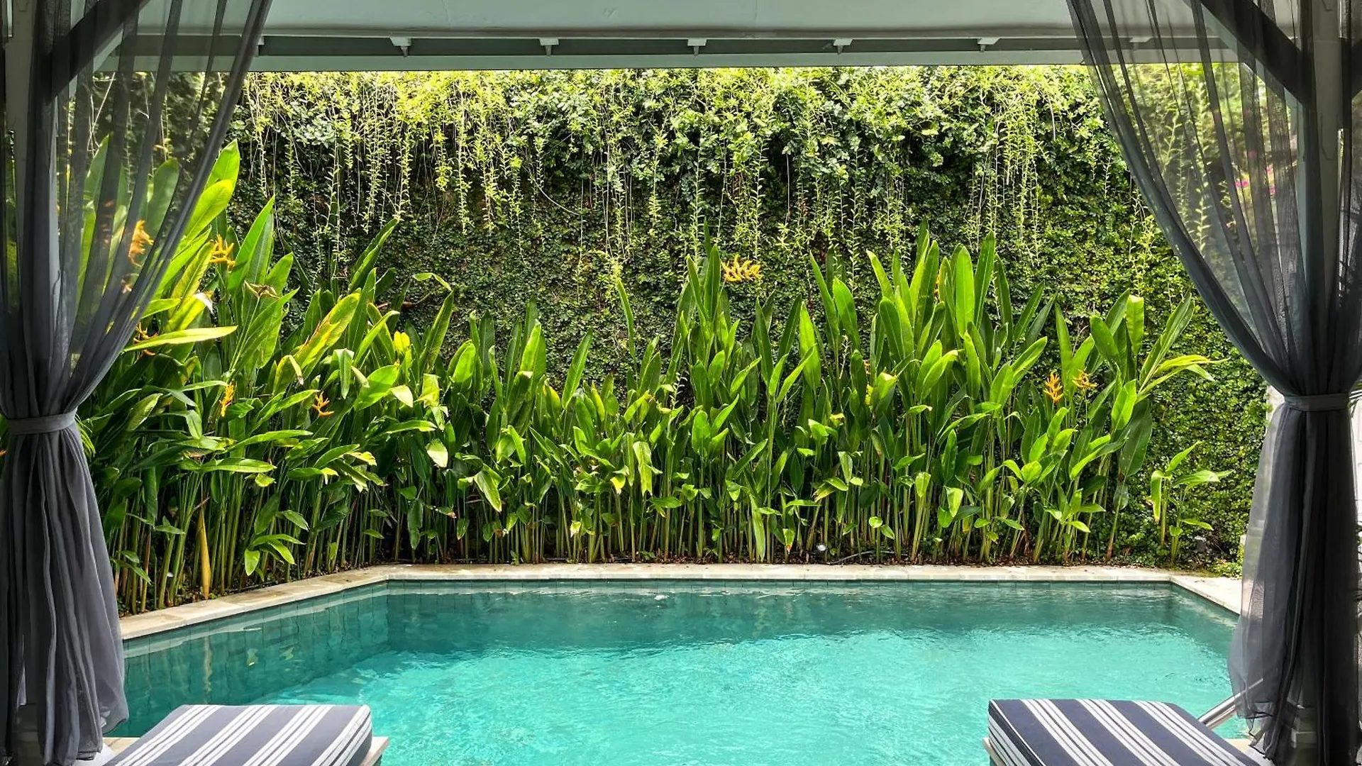 Ozamiz Villa Seminyak By Villas R Us